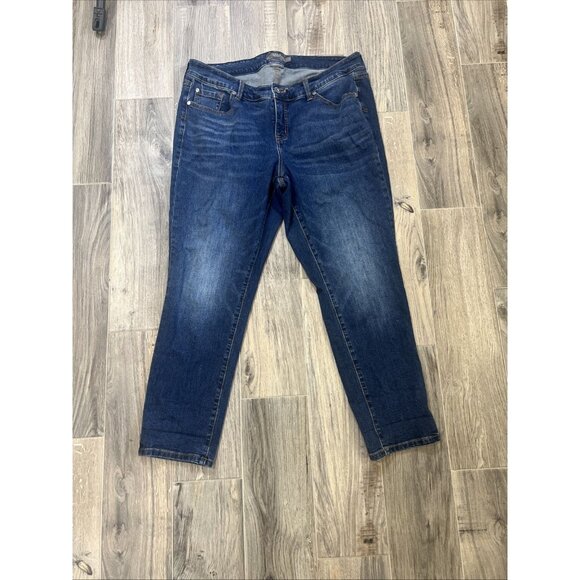 Torrid Denim - Torrid Boyfriend Straight Vintage Stretch Mid-Rise Jean Women 16S